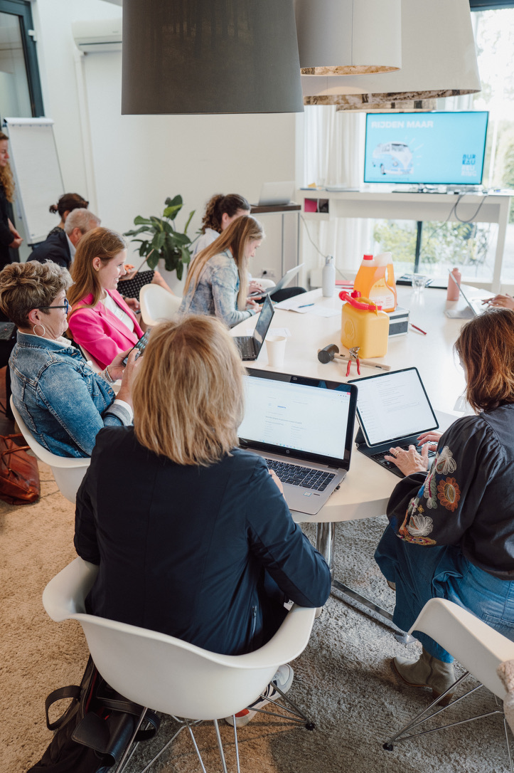 AI workshop rondom de tafel - hands-on leren met experts